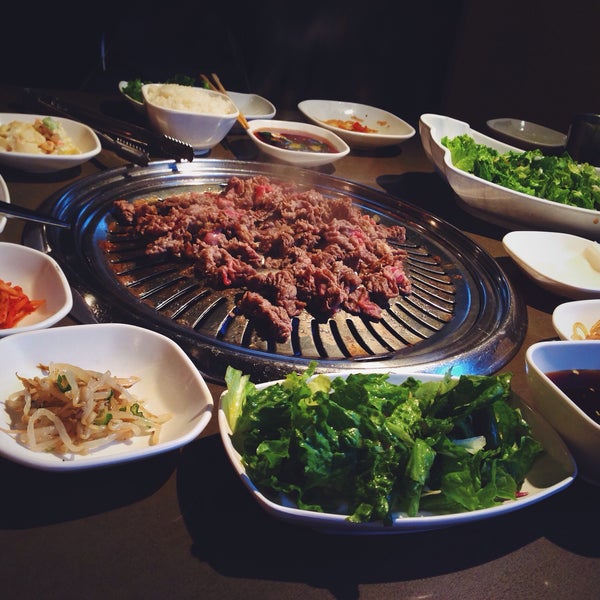 รูปภาพถ่ายที่ Wang Cho Korean BBQ - Chino Hills โดย ✌Maryanne D. เมื่อ 1/5/2015