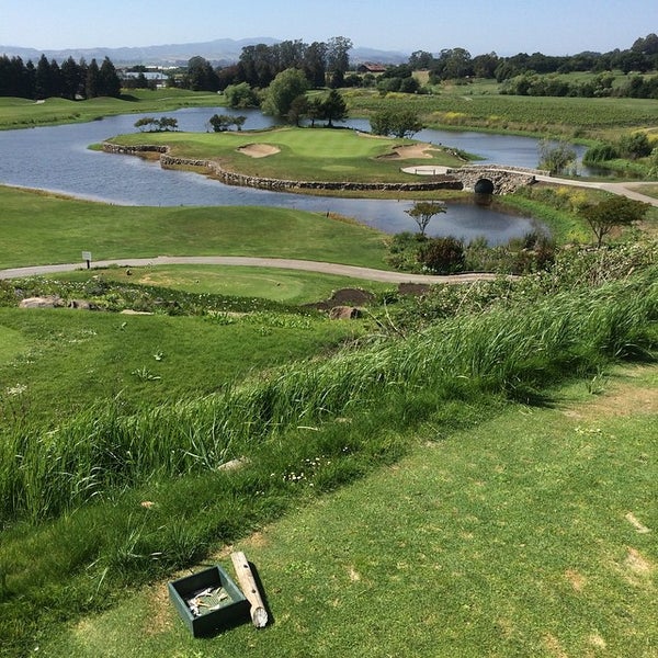Das Foto wurde bei Eagle Vines Golf Course von Gabriel S. am 5/1/2015 aufgenommen