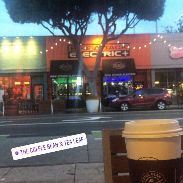 Photo taken at The Coffee Bean &amp; Tea Leaf by Tanya K. on 3/13/2018