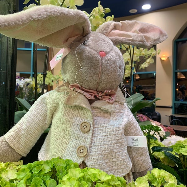 Photo taken at Gelson&#39;s by Danielle L. on 3/17/2019