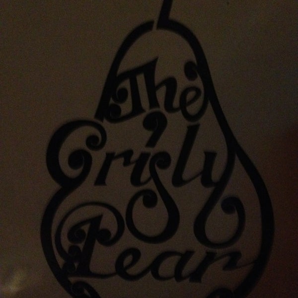 Foto tirada no(a) The Grisly Pear por Ashlee V. em 5/11/2013