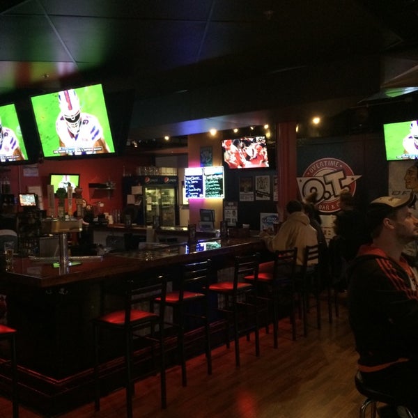 11/14/2014 tarihinde Denise H.ziyaretçi tarafından Overtime Bacon Bar'de çekilen fotoğraf