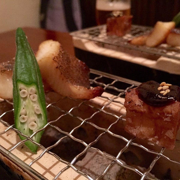 7/20/2015 tarihinde Jasmine J.ziyaretçi tarafından Sushi Oyama'de çekilen fotoğraf