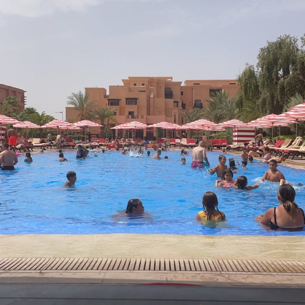 Das Foto wurde bei Mövenpick Hotel Mansour Eddahbi Marrakech von Dr. Khoja am 8/21/2022 aufgenommen
