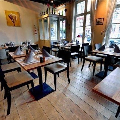Снимок сделан в Restaurant - Grillhouse -Tearoom Jan van Eyck пользователем Alain D. 12/3/2018