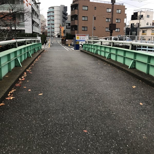Photos At 霞ヶ丘詩羽の橋 Now Closed 目白台 17 Visitors