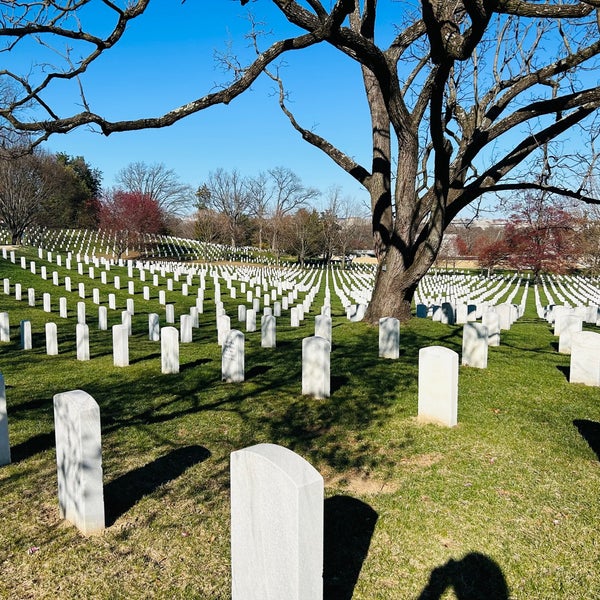 Снимок сделан в Arlington National Cemetery пользователем Alan J. 3/8/2023