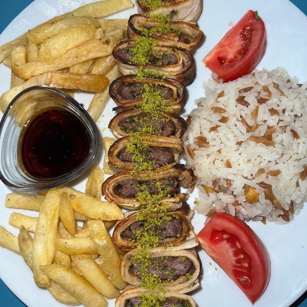 Das Foto wurde bei Tiritcizade Restoran Konya Mutfağı von Eng. Abdulrahman am 6/6/2023 aufgenommen