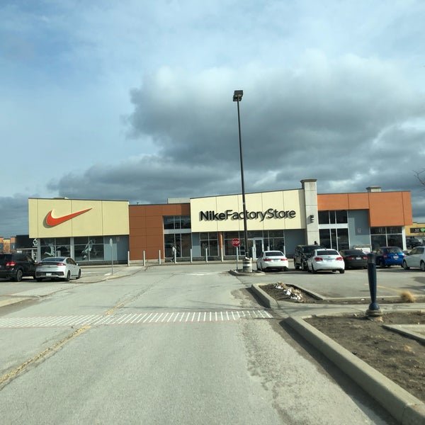 Burloak Outlet Mall Nike Sale, OFF | www.colegiogamarra.com