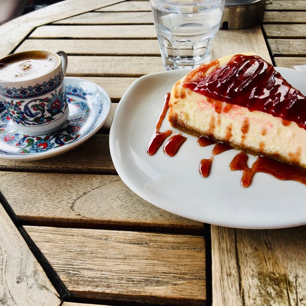 Foto tomada en The Point Café  por Şengül el 6/1/2021