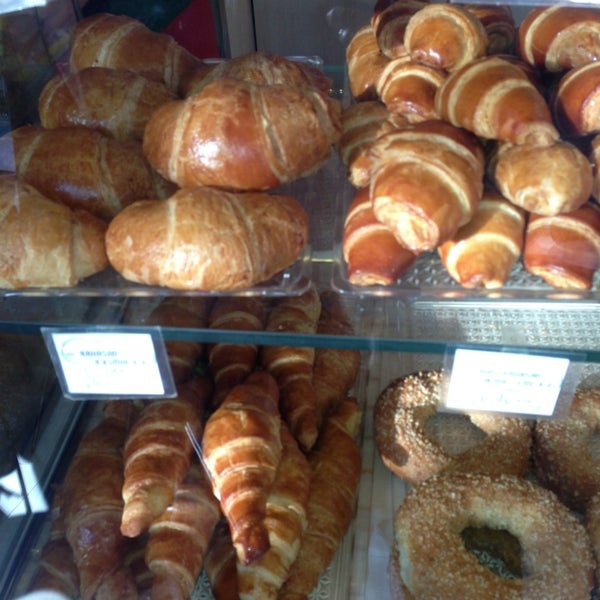 Колбаса запеченная чудо печка. Колбаса запеченная чудо печка. Владимирский стандарт колбаса копченая. Колбаса запеченная чудо печка. Куриная колбаса ратимир.