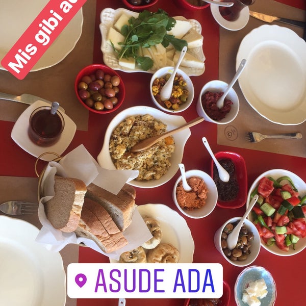 Photo taken at Asude Ada by Şükran Y. on 5/20/2017