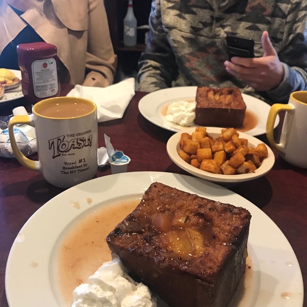 2/1/2019 tarihinde Maddie G.ziyaretçi tarafından Toast'de çekilen fotoğraf