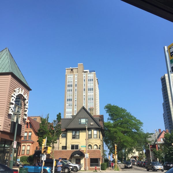 Edgewater Terrace Rooftop Lower East Side Milwaukee, WI