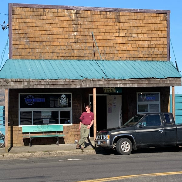 Tim Chester Club And Oyster Bar Seafood Restaurant in South Bend