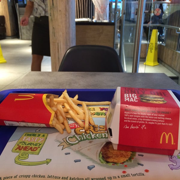 8/31/2015 tarihinde J P.ziyaretçi tarafından McDonald&#39;s'de çekilen fotoğraf