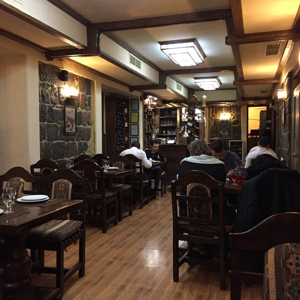 Пандок ереван. Pandok ресторан Ереван. Ереван таверна ресторан в Ереване. Ереван Пандок ресторан в Ереване. Армения Пандок Абовян.