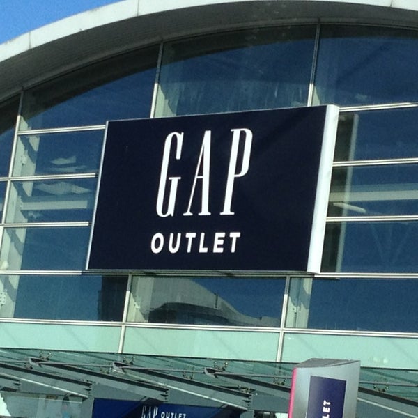 nike outlet store blanchardstown