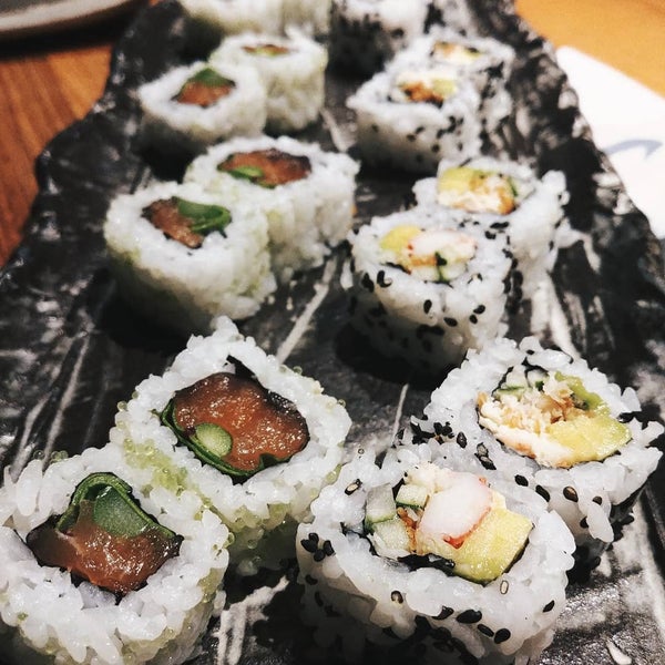 Снимок сделан в Nozomi Sushi Bar пользователем Nastja S. 7/13/2018