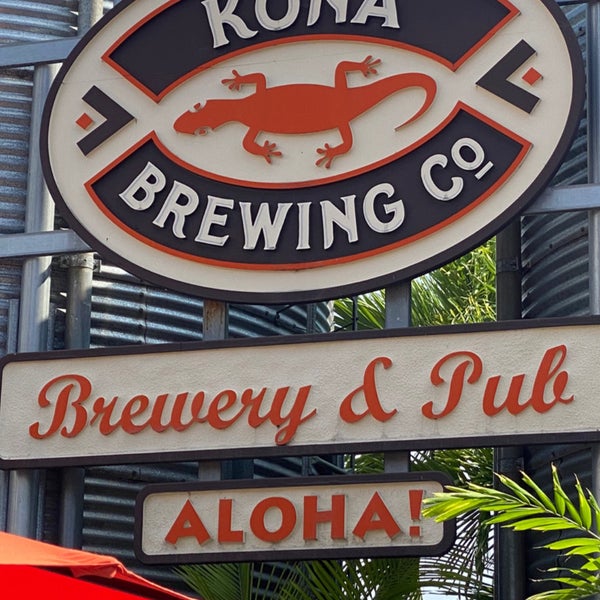 Foto tirada no(a) Kona Brewing Co. &amp; Brewpub por Steve B. em 10/21/2022