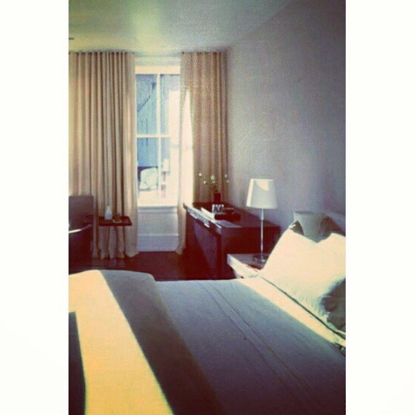 4/19/2013にAisyah Ramadhani T.がMercer Hotelで撮った写真