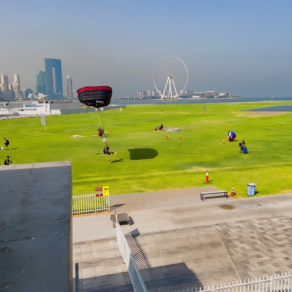 Foto diambil di Skydive Dubai oleh ﮼س .. pada 7/4/2023