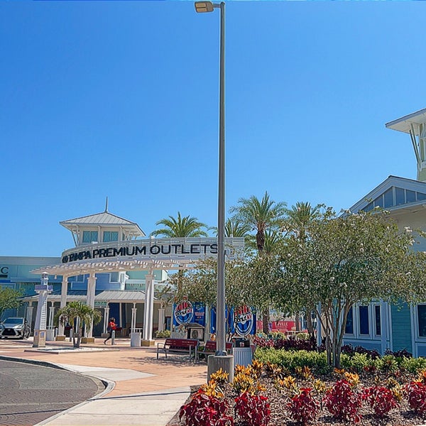 New balance tampa premium outlets sales