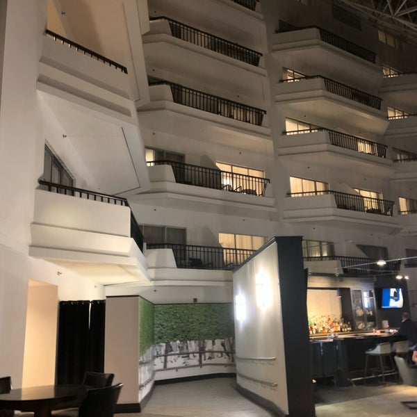 Das Foto wurde bei Hilton Boston/Woburn von しじみ am 9/25/2019 aufgenommen
