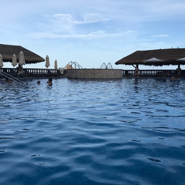 Foto tirada no(a) CasaMagna Marriott Cancun Resort por Fernando P. em 7/31/2017