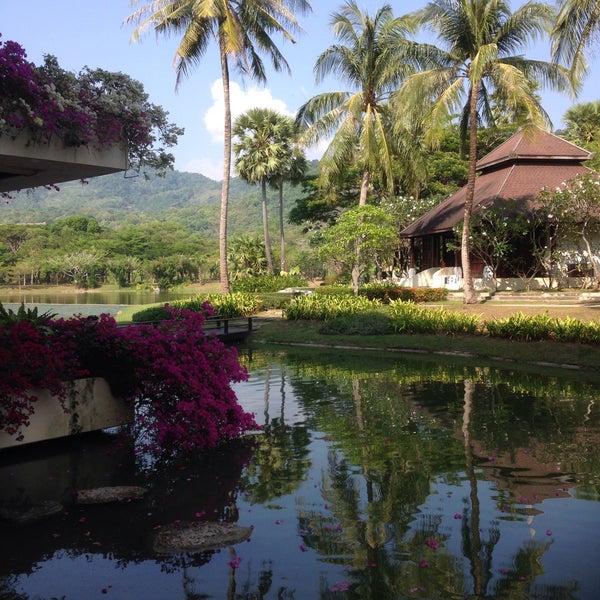 Foto diambil di Phuket Arcadia Resort &amp; Spa oleh Diana P. pada 3/17/2015