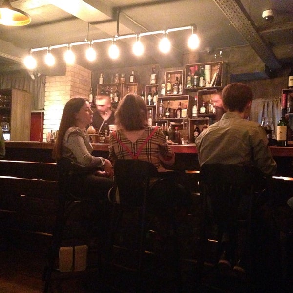 Винобар марксистская ул. 1. Винный бар правда. Wine bar таганская. Маркс бар.