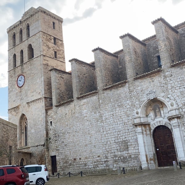 Catedral de la Virgen de las Nieves (Santa María de Mediavilla