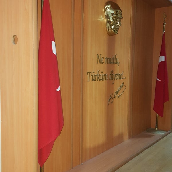 Sehit Dogan Sakarya Polis Merkezi Amirligi Cesme Izmir