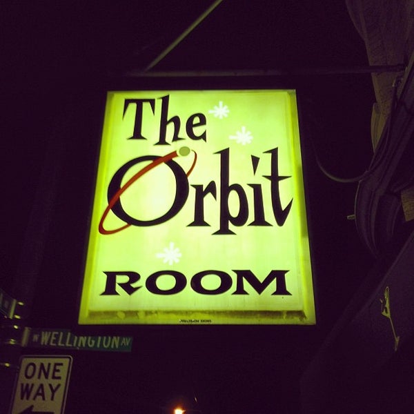 Foto tirada no(a) The Orbit Room por Erik S. em 10/17/2012