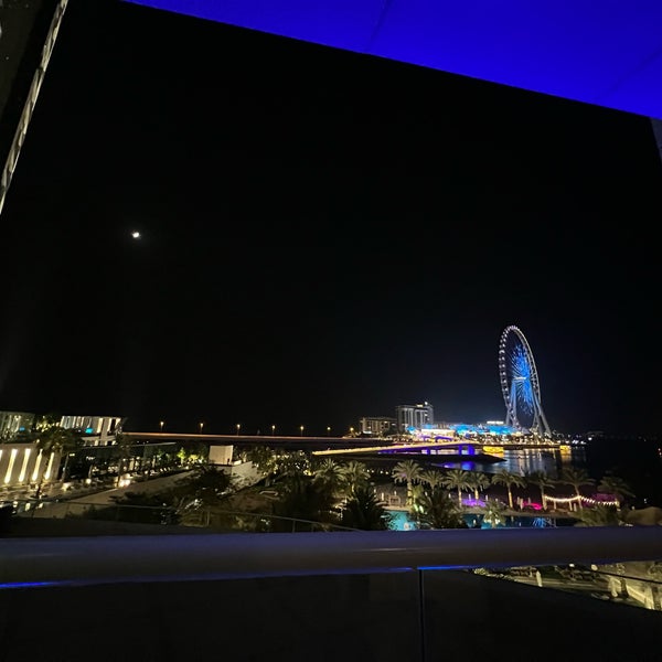 Foto scattata a DoubleTree by Hilton Dubai - Jumeirah Beach da AK il 6/7/2022