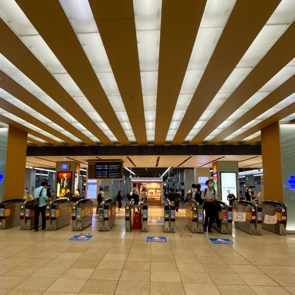 近鉄 大阪阿部野橋駅 西改札口 Train Station In Osaka