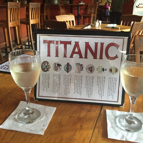 Photo taken at Titanic Restaurant &amp; Brewery by Ana V. on 4/22/2015