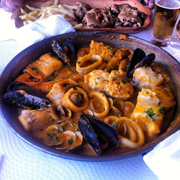 10/27/2013 tarihinde Hugues B.ziyaretçi tarafından Restaurante Los Naranjos'de çekilen fotoğraf
