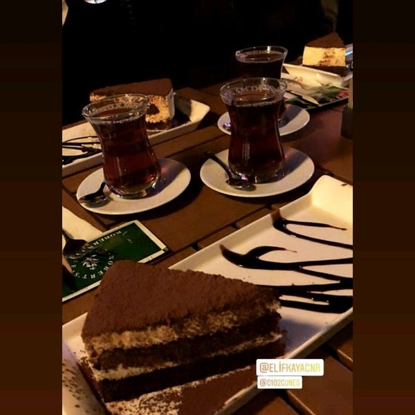 Das Foto wurde bei Robert&#39;s Coffee von Güneş.🇹🇷📚✏📝 (. am 3/13/2020 aufgenommen