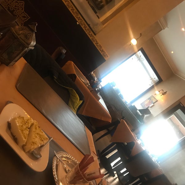Das Foto wurde bei Shahrazad Restaurant von Traveler 🛫 am 4/28/2019 aufgenommen