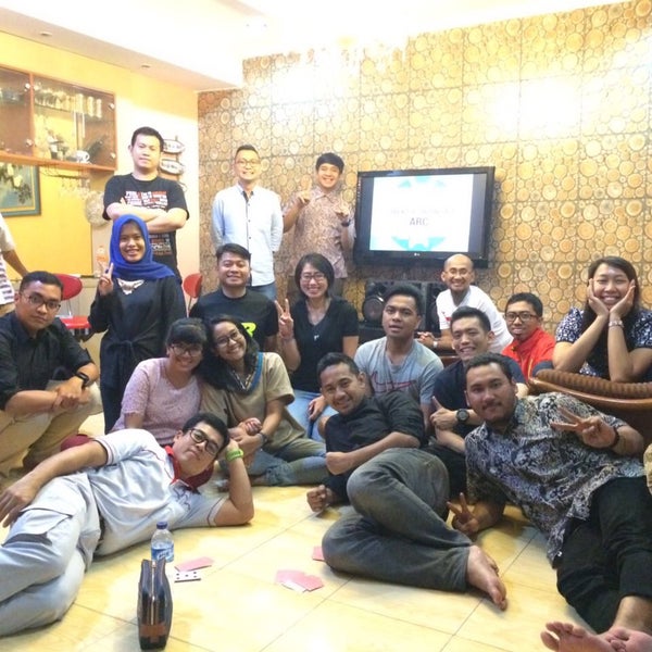 Taman Venesia Sentul City Jl Sungai Lamandau No111