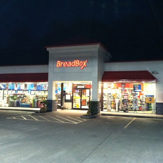BreadBox Fuel Station in Knoxville