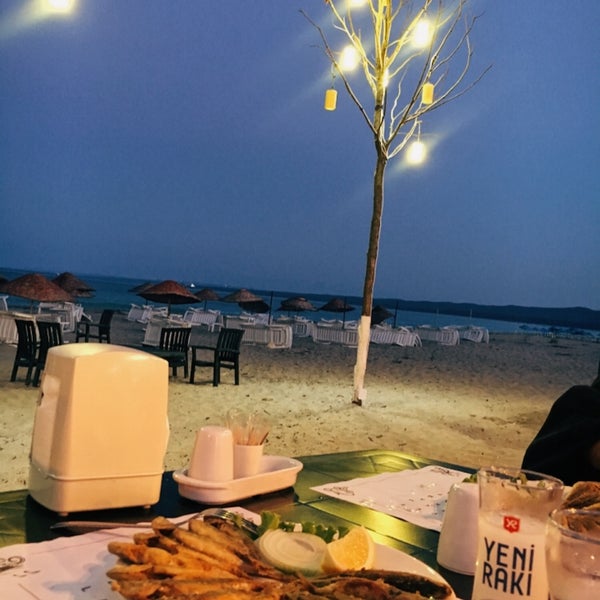 Das Foto wurde bei Çatkapı Et &amp; Balık Restaurant von Dilara Ö. am 7/2/2019 aufgenommen