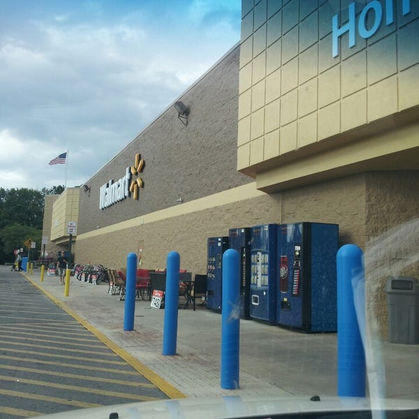 Photos at Walmart Supercenter Chipley, FL