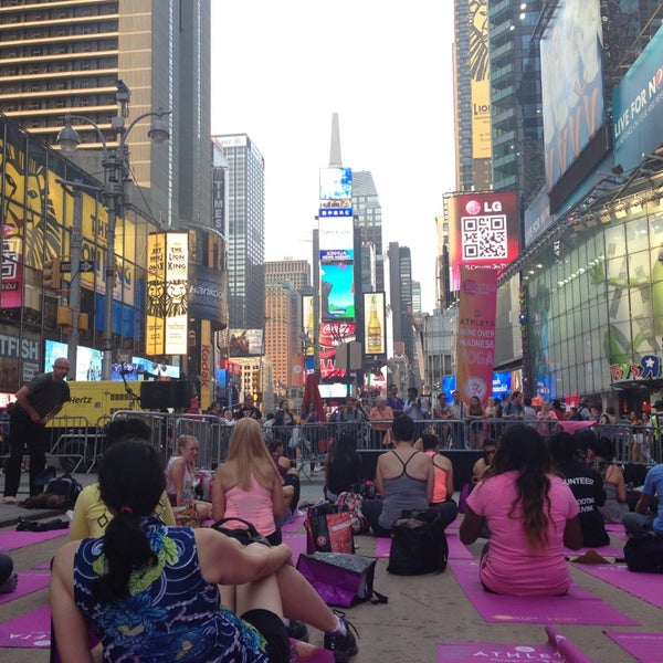 Foto tomada en Solstice In Times Square  por A el 6/21/2013