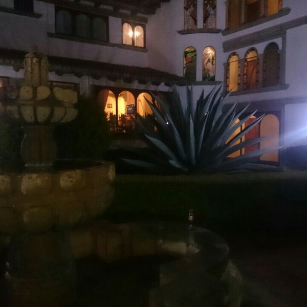 Foto diambil di Hotel Del Ángel oleh Eduardo B. pada 8/23/2015