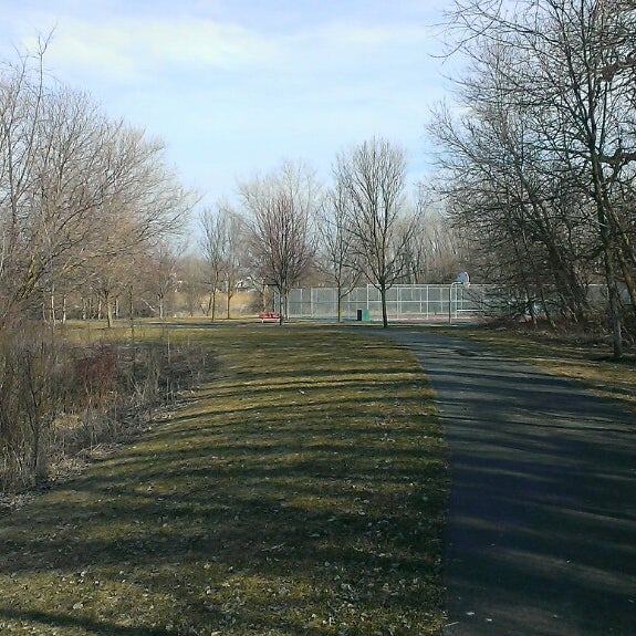 Meadowview Woods Park 17 visitors