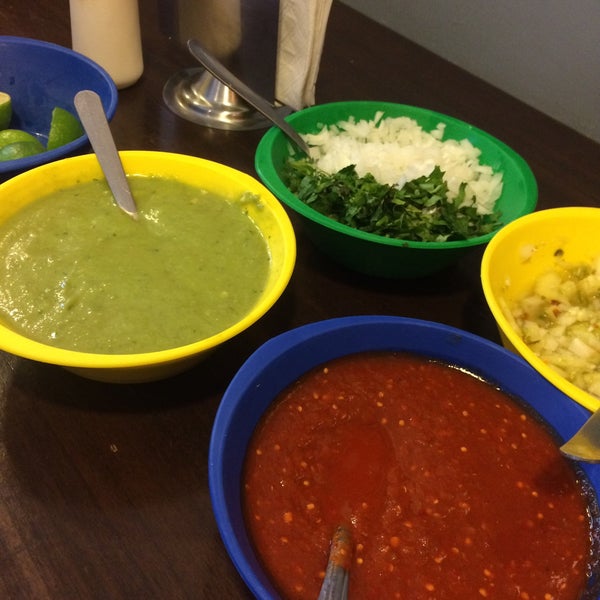 El Trompo de San Javier Taco Restaurant in Guanajuato