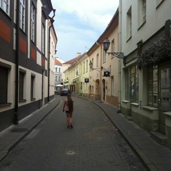 รูปภาพถ่ายที่ Stiklių gatvė | Stiklių Street โดย Ramūnas M. เมื่อ 6/24/2013