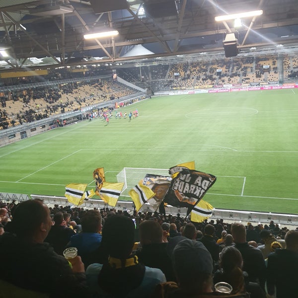 11/8/2019 tarihinde Max J.ziyaretçi tarafından Parkstad Limburg Stadion'de çekilen fotoğraf